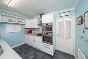 KITCHEN- click for photo gallery
